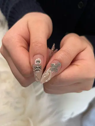 ネイル 8113 海外/y2k/韓国のネイルデザイン