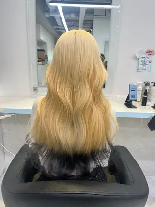 ロング カラー ブリーチカラー 🩵MIZUKIのヘアスタイル