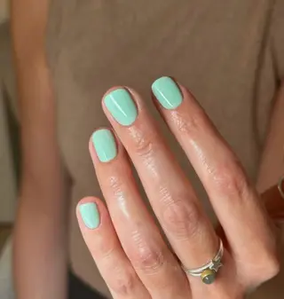 ネイル 高木 維麗絲のネイルデザイン