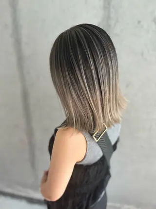 ミディアム Mariana雛/ 西大分/ハイライトのヘアスタイル