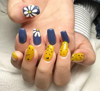 ネイル 駒月 明日香の眉毛・アイブロウイメージ