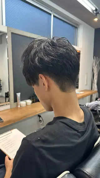 メンズ 律喜/パーマ /メンズ/フェードのヘアスタイル