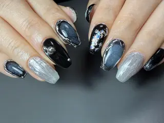 ネイル 12 designのネイルデザイン