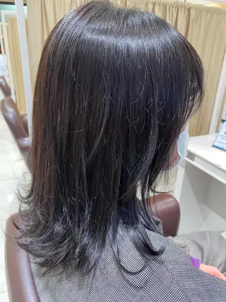 ミディアム カラー 🍊オオノ リホ🍑のヘアスタイル