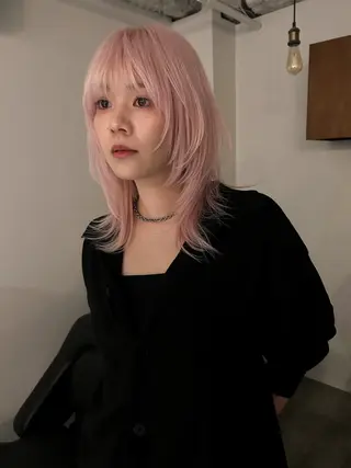 ミディアム カラー Loom.所属・村上雅人 ナチュラルモードのヘアスタイル