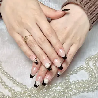 ネイル Iris  Nail所属・Rosaline 💕💕のネイルデザイン