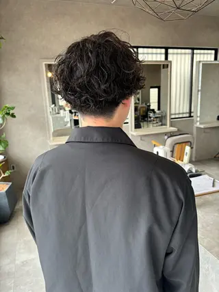 ショート パーマ メンズ 長谷川 湧のヘアスタイル