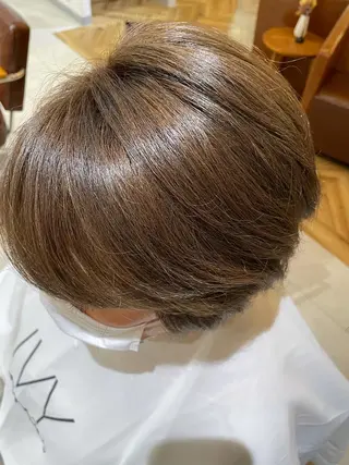 ショート カラー eins.hair所属・過去一の柔髪ヘア 🌿einshairのヘアスタイル