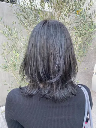 ミディアム カラー 赤み消し韓国ヘア レイヤー縮毛🤍渡邉のヘアスタイル