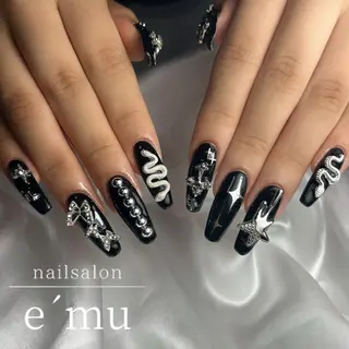 ネイル nailsalon e´muのネイルデザイン