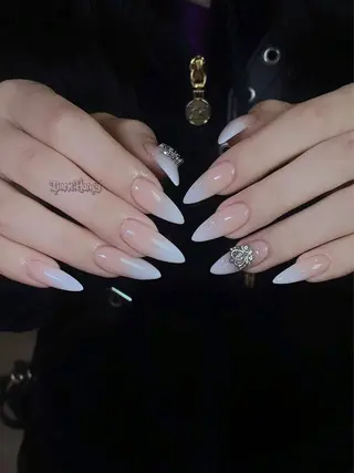 ネイル Dark honey スカルプ専門原宿店のネイルデザイン