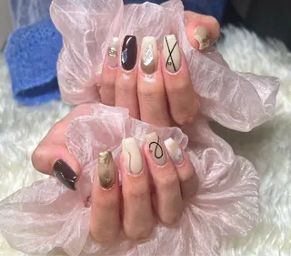 ネイル Nail&eye Belire 新宿のネイルデザイン