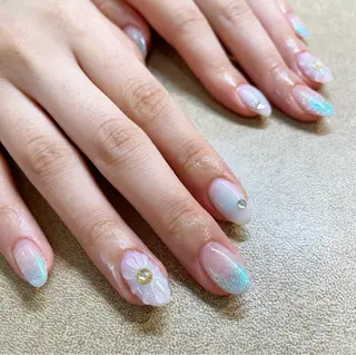 ネイル 鈴木 華乃のネイルデザイン