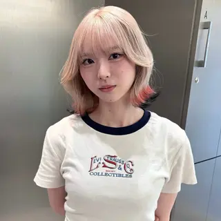 ショート カラー 🤍Suzuka🤍 ハイトーン/ブリーチのヘアスタイル