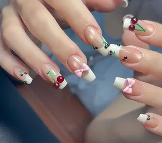 ネイル Lyna 池袋のネイルデザイン