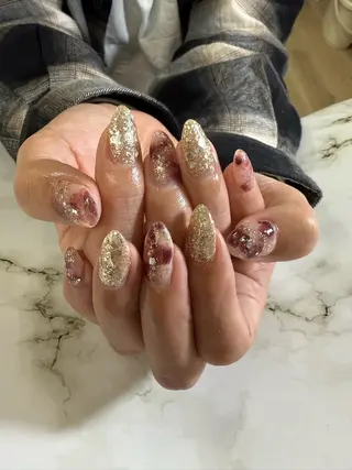 ネイル F Aishaのネイルデザイン