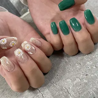 ネイル 東 千夏のネイルデザイン