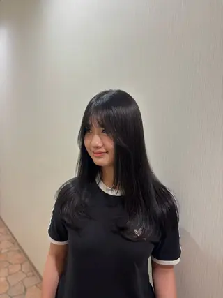 カラー [naitre] mashiroのヘアスタイル