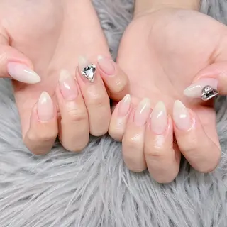 ネイル 個室ネイルサロンDolly  Girl〜ドーリーガール〜所属・DollyGirl KYOKOのネイルデザイン