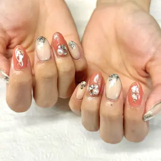 ネイル ラヴィアンローズ所属・S. kurumiのネイルデザイン