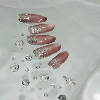 ネイル 。 YURiのネイルデザイン