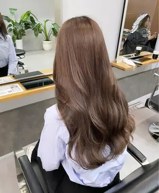 ロング カラー ミルクティーベージュ ❤︎レイヤー　MIAのヘアスタイル