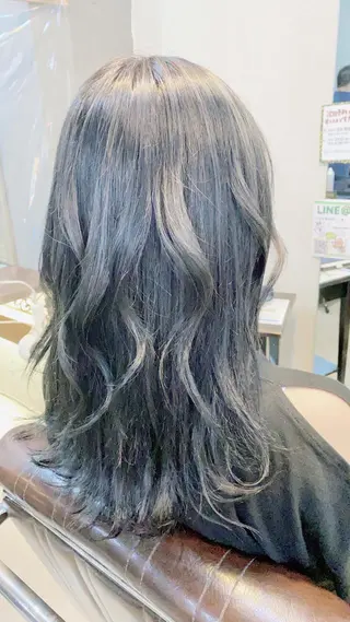 ロング カラー ヘアアレンジ 桜田 修未のヘアスタイル