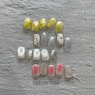 ネイル anyora nail salon所属・大人ワンホン キラキラ／Ayanoのネイルデザイン