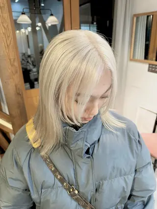 ミディアム カラー kai .のヘアスタイル