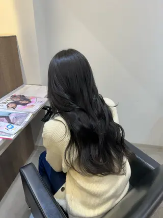 ロング カラー 韓国ヘア🇰🇷 YUKINAのヘアスタイル