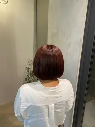 ショート カラー アールラーゴ所属・宮島 華湖のヘアスタイル