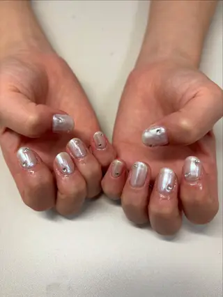 ネイル アステリ所属・猪俣 亜子のネイルデザイン