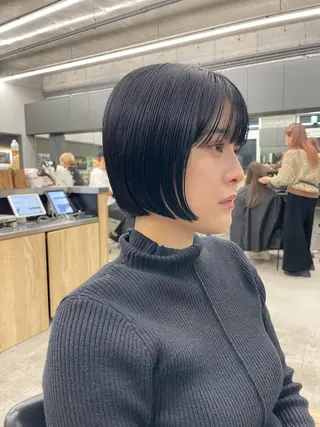 ミディアム 佐伯 和佳のヘアスタイル