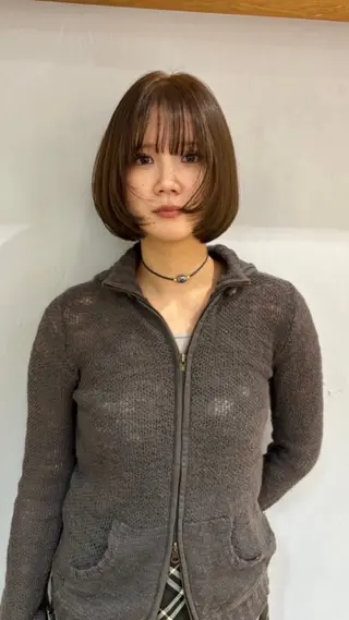 ショート カラー オリーブ/縮毛♡ Natsuno🩰のヘアスタイル