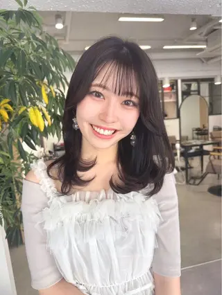 ミディアム 艶レイヤー🍊 加藤隆也のヘアスタイル