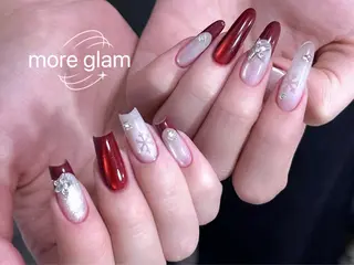 ミディアム more glam 原宿店のネイルデザイン