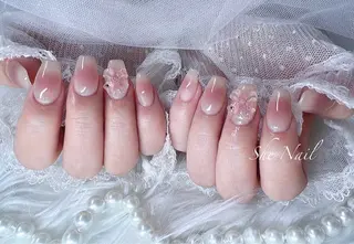 ネイル She_nail所属・ELSA_ Bellaのネイルデザイン