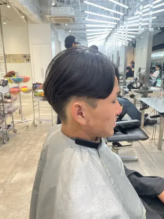 ショート パーマ メンズ 神山 哲のヘアスタイル