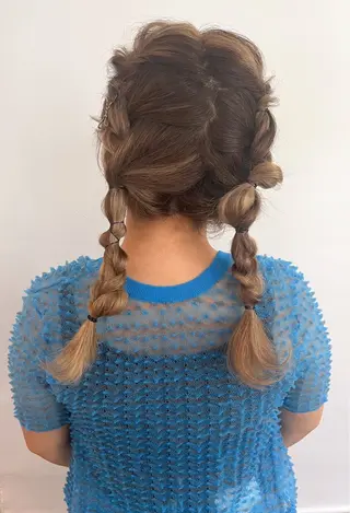 ヘアアレンジ Kva所属・ウルフ/ハイトーン /髪質改善/AIRIのヘアスタイル