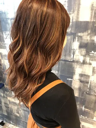 セミロング カラー hair  design  ALBERO所属・日高 香織のヘアスタイル