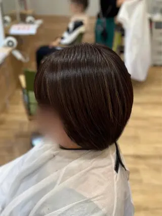 カラー 山口 玖瑠美のヘアスタイル
