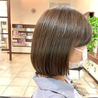 ミディアム 吉田 桃夏のヘアスタイル