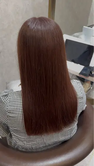 ロング Nanami / ベージュ/グレージュのヘアスタイル