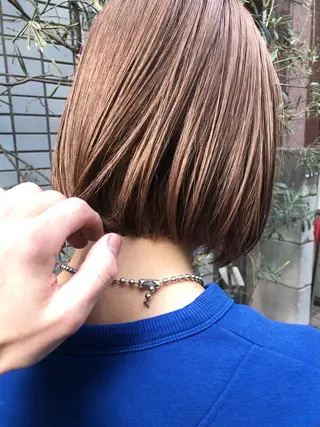 ショート カラー ハイトーン/ブリーチ 似合せカット/パーマのヘアスタイル