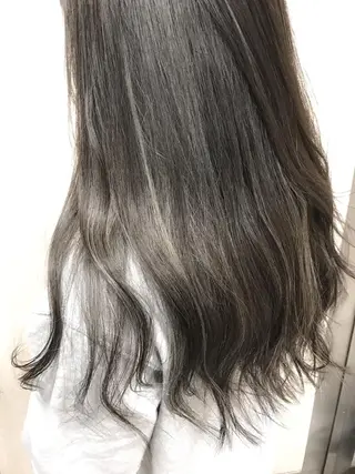 セミロング カラー BOX mico.のヘアスタイル