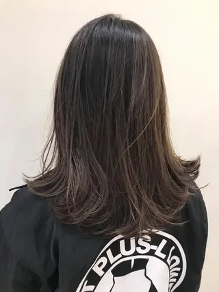 ミディアム カラー 透明感カラー ボブ ミディアム 齊木勇人のヘアスタイル