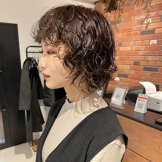ショート パーマ kvell by urban.所属・ショート・ボブ ・ウルフ✂︎IMAIのヘアスタイル