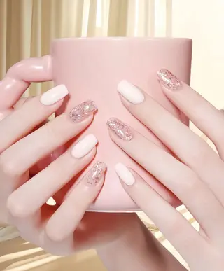 ネイル LEDアイラッシュ ∩_∩アオイのマツエク・マツパデザイン