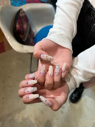 ネイル キラキラオメメ みずなのネイルデザイン