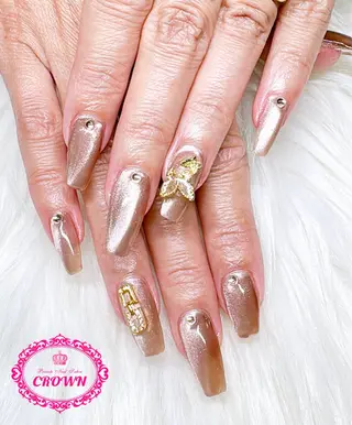 ネイル CROWN プライベートサロンのネイルデザイン